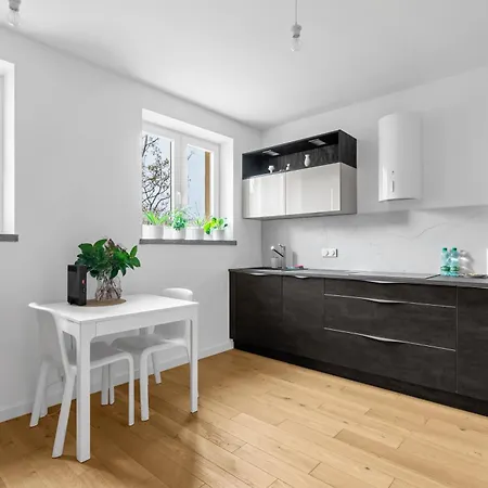 Platinum Cityscape Apartment