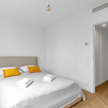 Prestige Cityscape Apartman Varsó